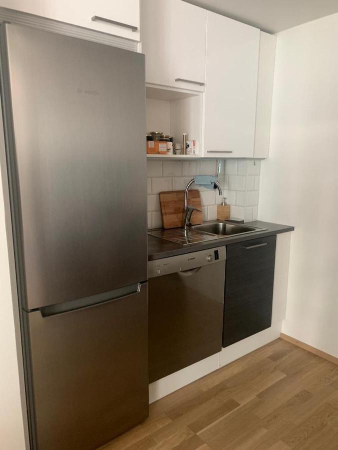 Modern One Bedroom Apartment Nearby Airport 万塔 外观 照片
